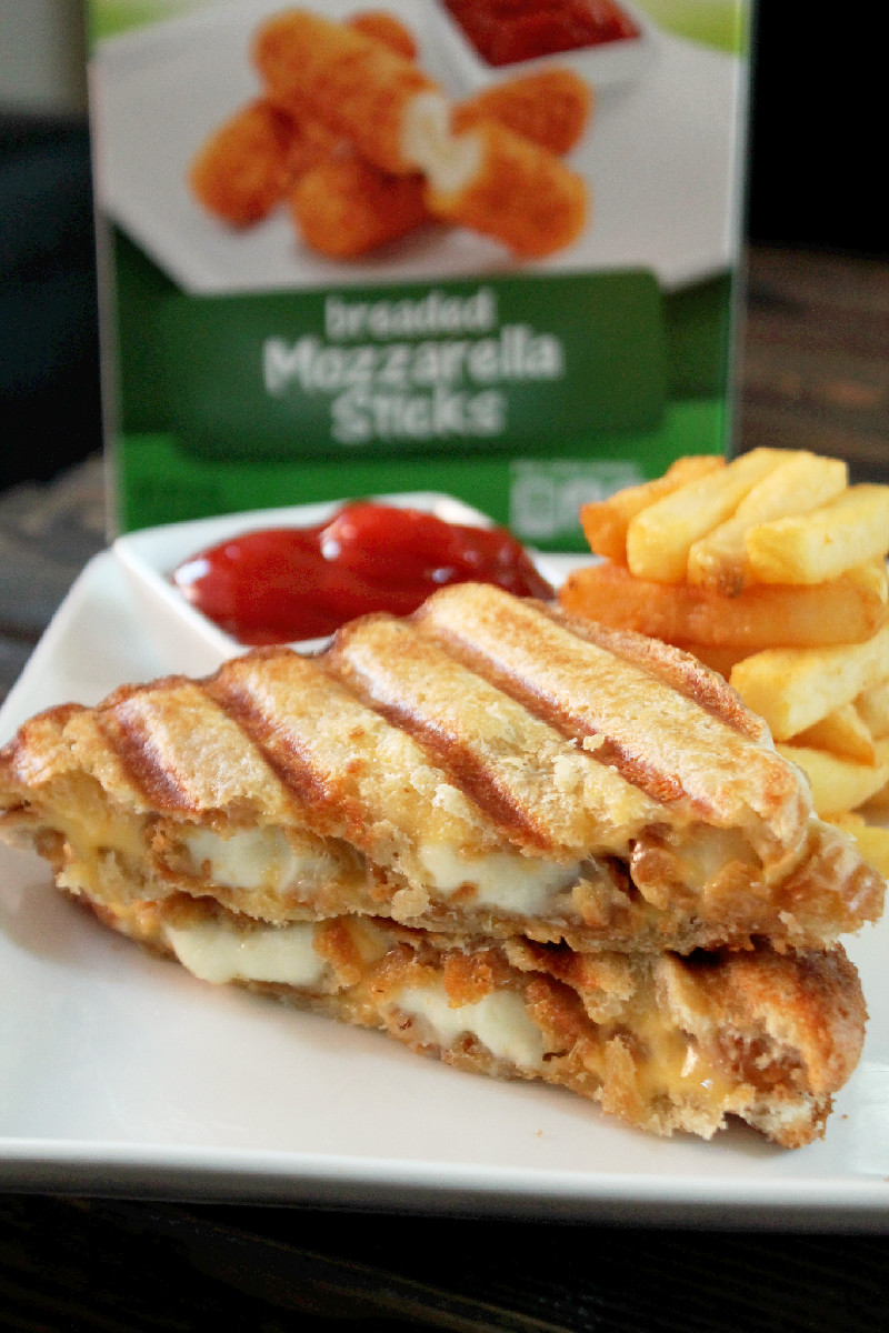 mozzarella sticks grilled cheese sandwich (4) Creole Contessa
