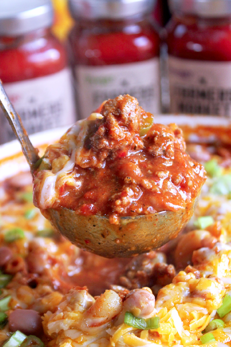 Chili Mac & Cheese with Prego® Farmers